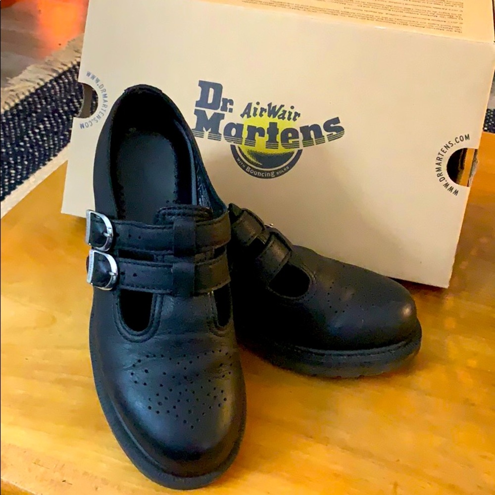 Women’s Dr. Martens